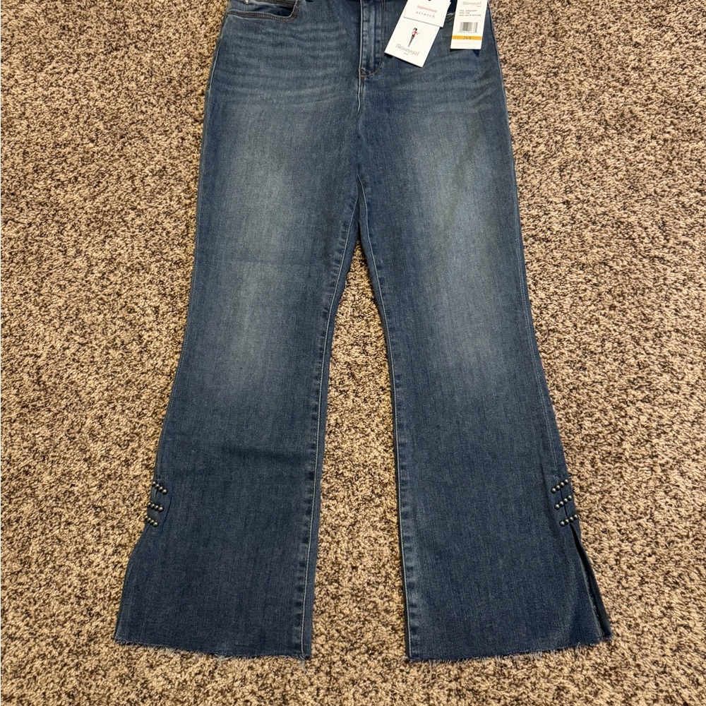 Skinnygirl High Rise Crop Flare Jeans in Blue
